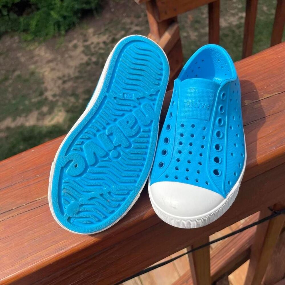 Native 9 Blue water & play Sandals